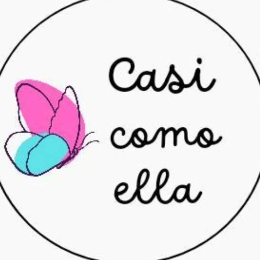 Logo Casi como ella
